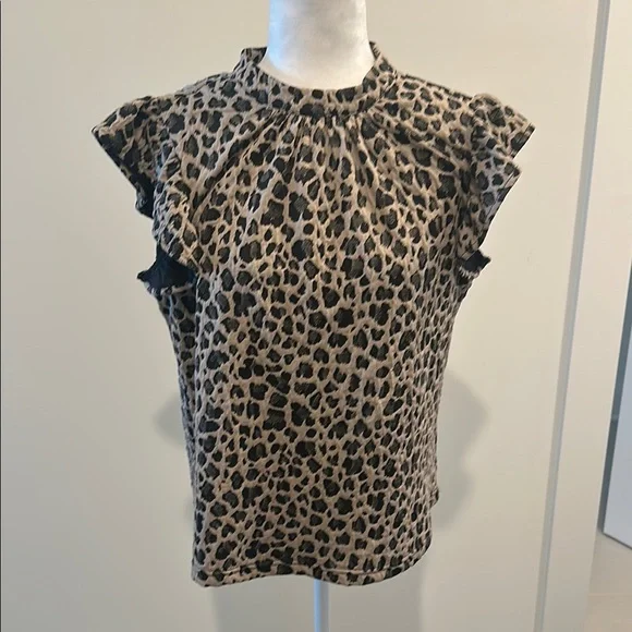 NWT THML Ruffle Sleeve Knit Leopard Print Top Sz M - Picture 1 of 8